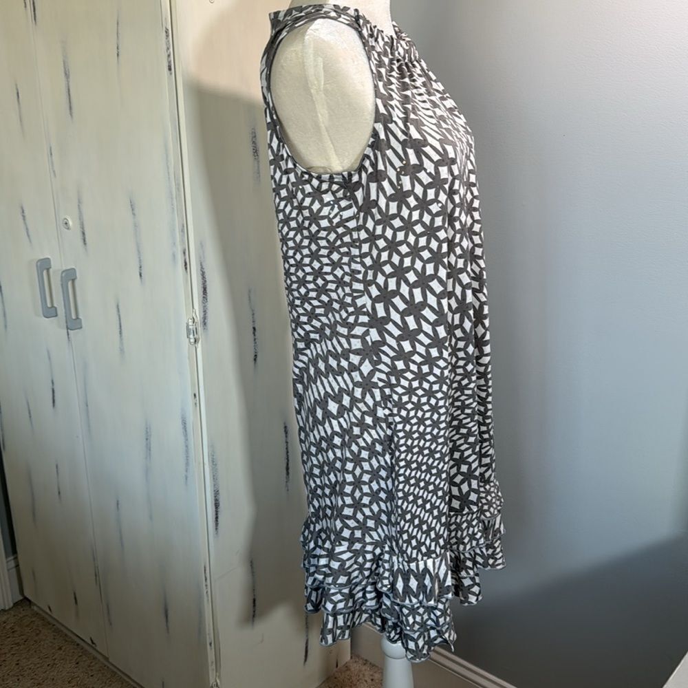 MSK Dress - Picture 2 of 7